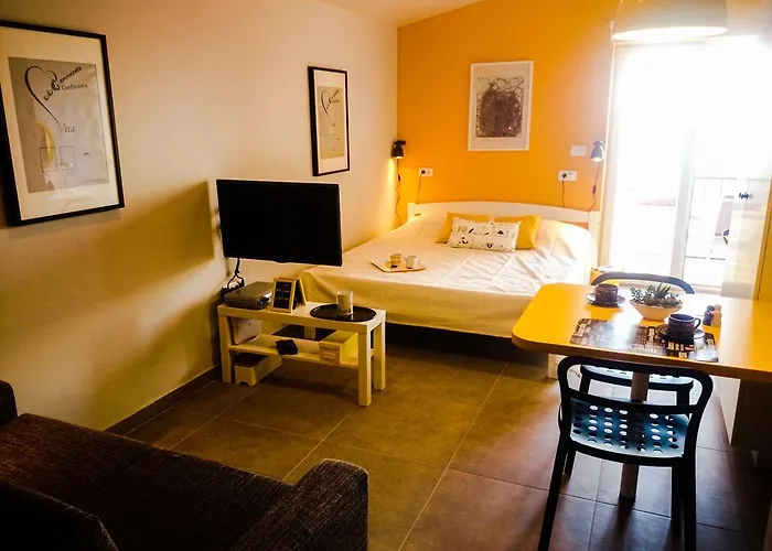 Studio Ujevic Apartment