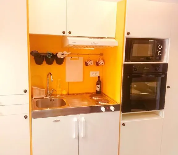 Studio Ujevic Apartment *